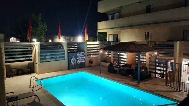 Building Photo - Canyon Crest Apartments