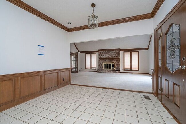 Building Photo - Beautiful Wooded Lot