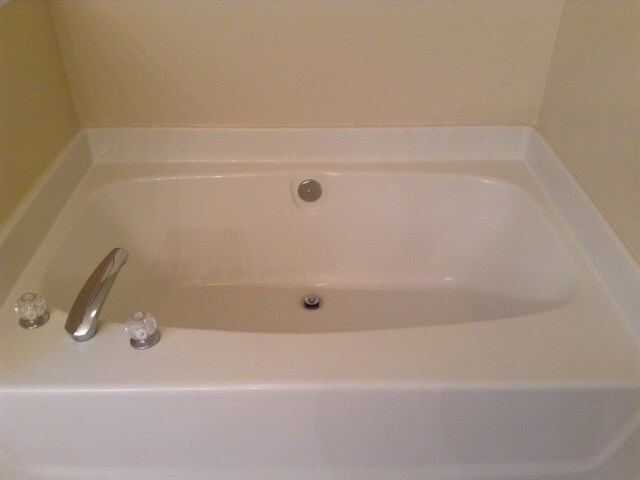 Building Photo - 13436 Planters Row Dr