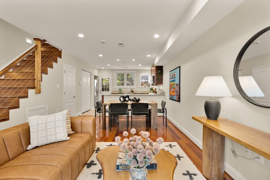 Building Photo - 1934 4th St NW