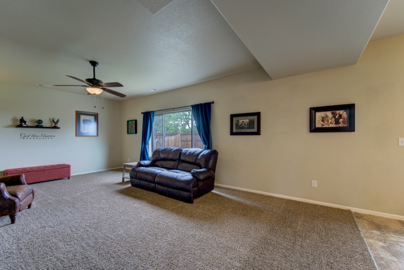 Building Photo - 9711 Desert Lily Cir