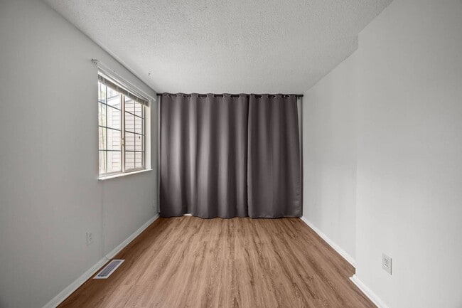 Building Photo - 7716 Sandra Ln