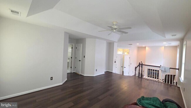 Building Photo - 7659 Shuttington Dr