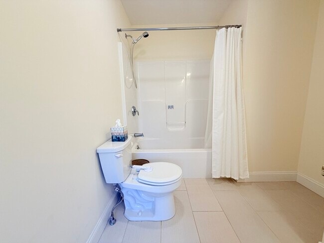 Building Photo - 17 Hamel Way