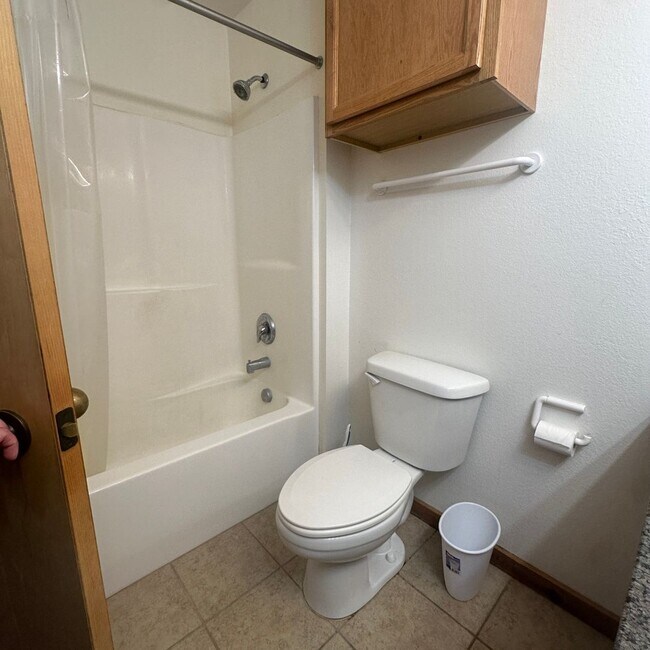 Building Photo - Furnished Studio Apartment in Victor, ID - Flexible Lease Terms
