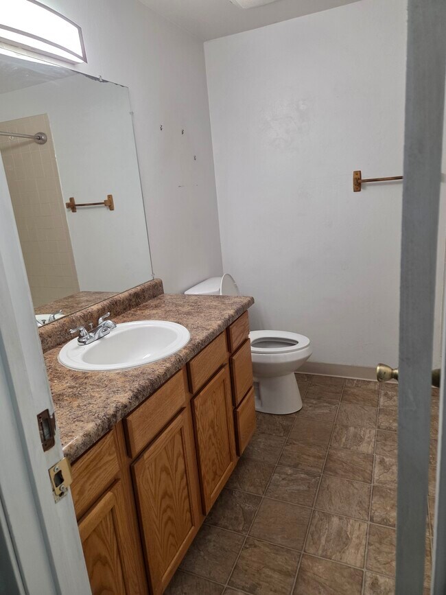 Building Photo - Stonecreek Park Condominiums