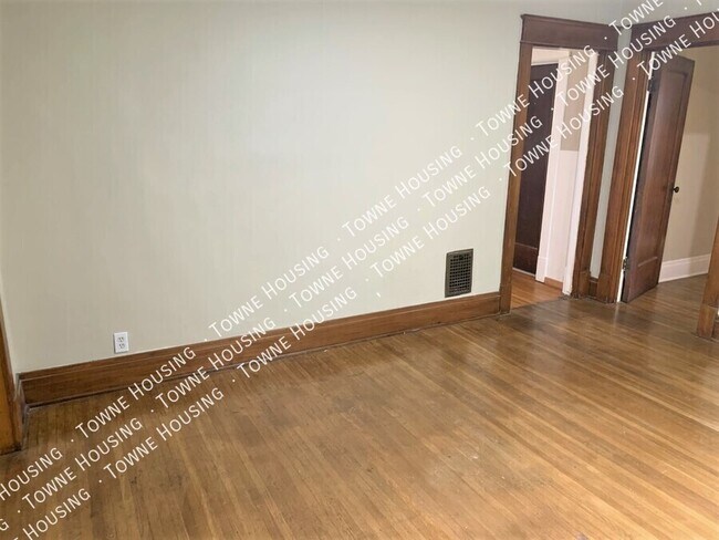 Building Photo - 92 Tremont Ave