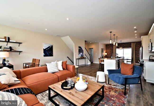 Building Photo - 200 Souders Wy