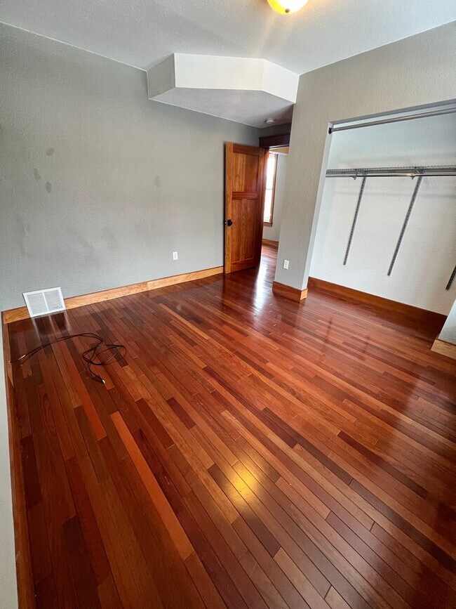 Building Photo - 1414 Jefferson St