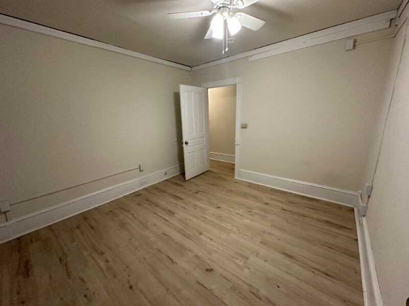 Building Photo - 381-383-383 S 3rd St