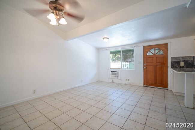 Building Photo - $3500 /2 Bed / 1 Bath / 1 Parking IN WAIALUA