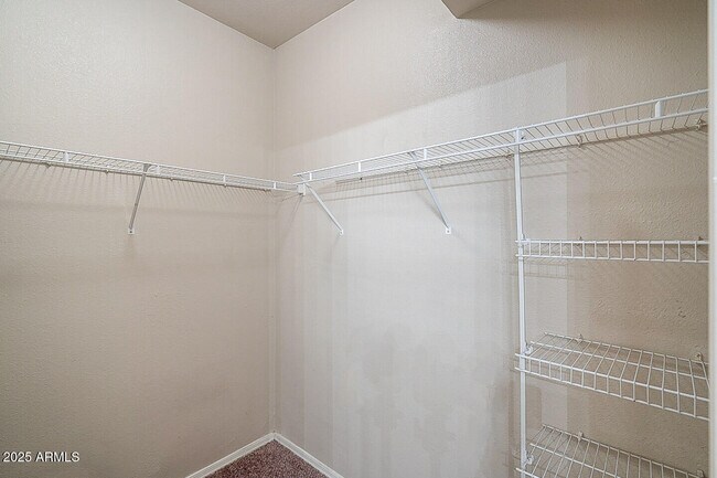 Building Photo - 5401 E Van Buren St