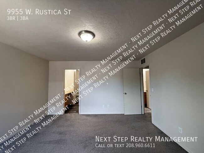 Building Photo - 9955 W Rustica St