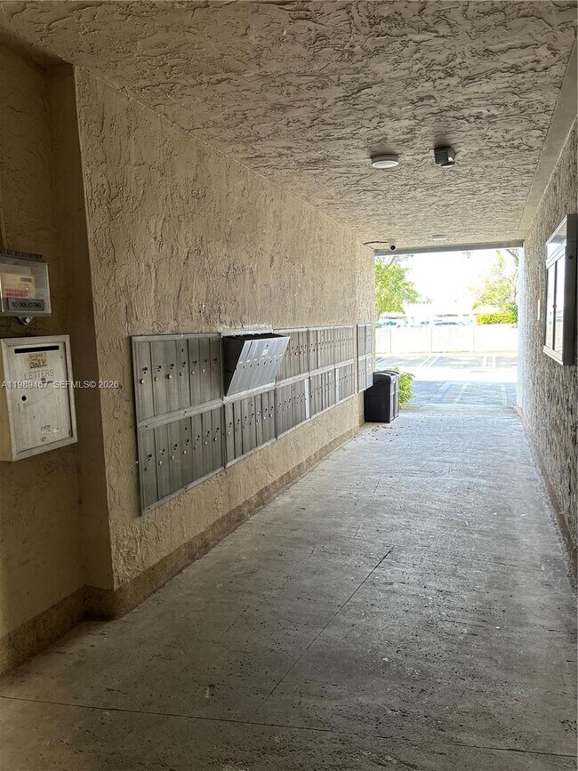 Building Photo - 10900 SW 104th St