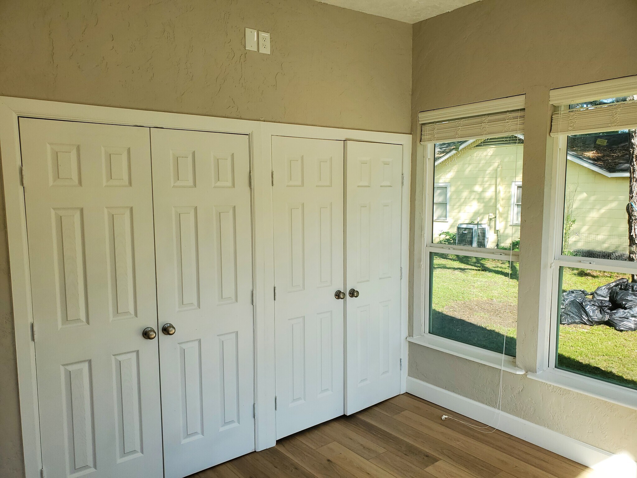 Building Photo - 6823 Guyler St