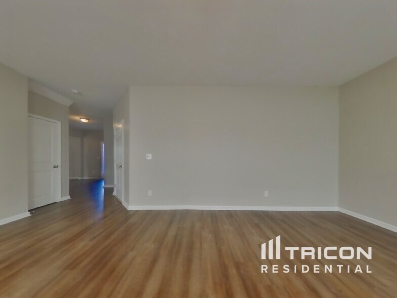 Building Photo - 24 Dusty Dr