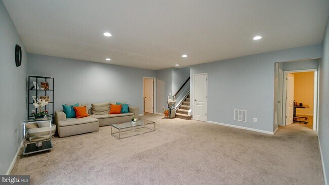 Building Photo - 24855 Bradford Forest Dr