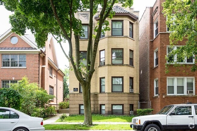 Building Photo - 2131 W Giddings St
