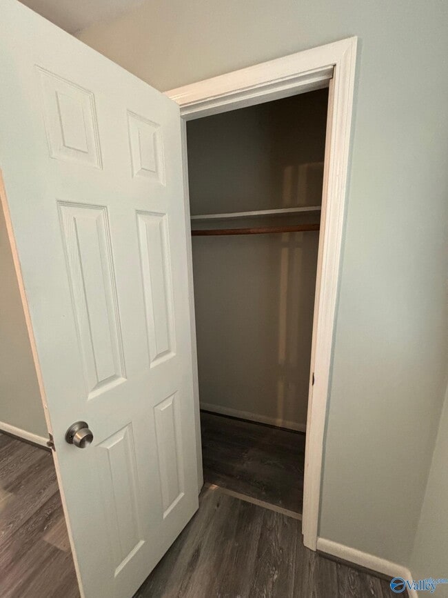 Building Photo - 11803 E Gateway Dr SE