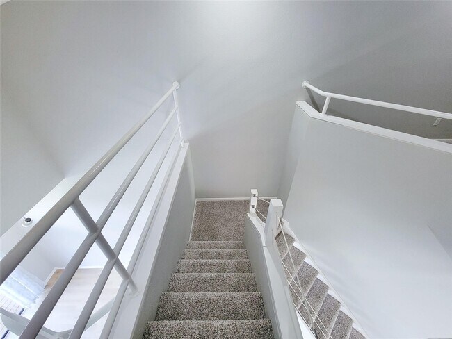 Building Photo - 18309 Sandy Cove Dr