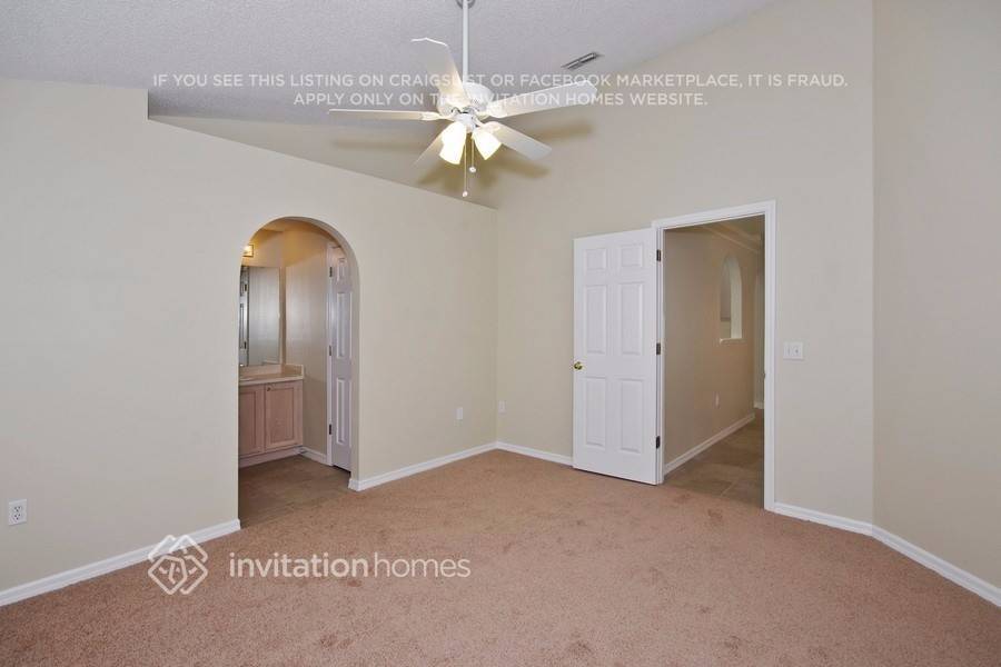 Building Photo - 438 Cadenza Dr