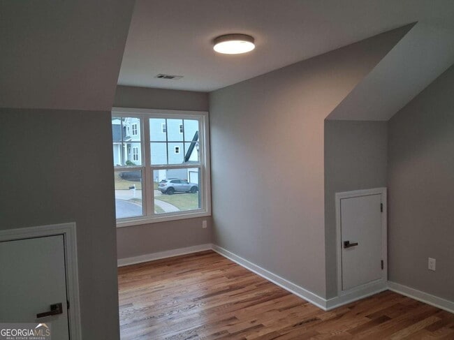 Building Photo - 3175 Tackett Rd