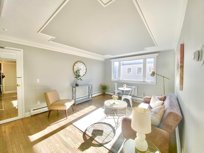 Building Photo - 2bed unit in Watertown is available in9/1