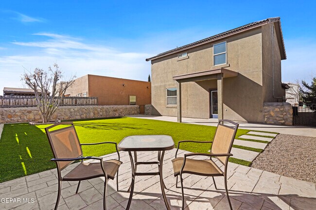 Building Photo - 13514 Bradford St