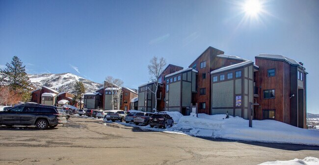 Building Photo - 1550 Amble Dr