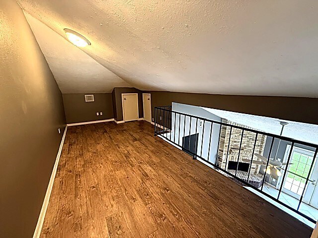 Building Photo - 3118 Trembling Creek Cir