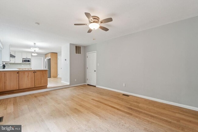 Building Photo - 12150 Breckinridge Ln