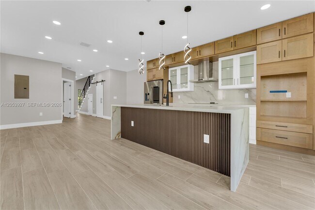 Building Photo - 1818 NW 49th St
