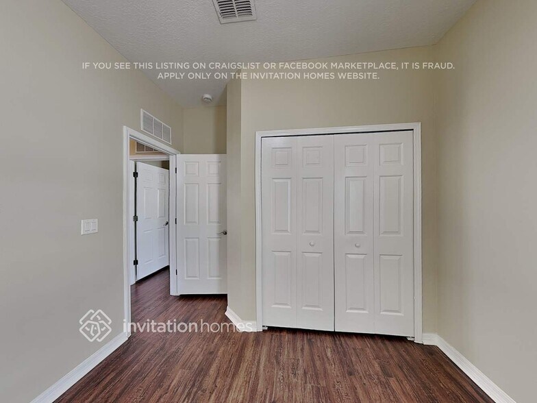 Building Photo - 9342 Beaufort Ct