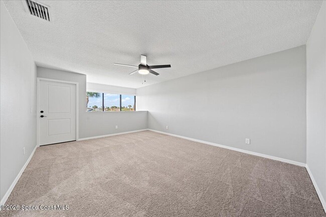 Building Photo - 1251 Beachside Ln