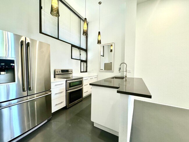 Building Photo - 7620 E Callisto Cir