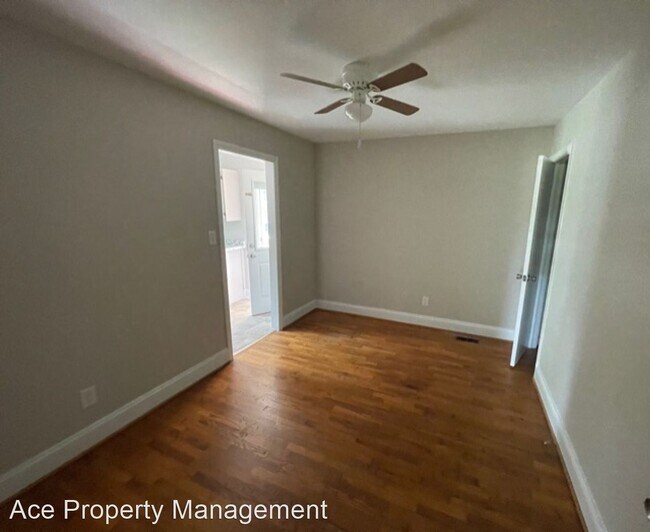 Building Photo - 3 br, 2 bath House - 606 Roxie Avenue