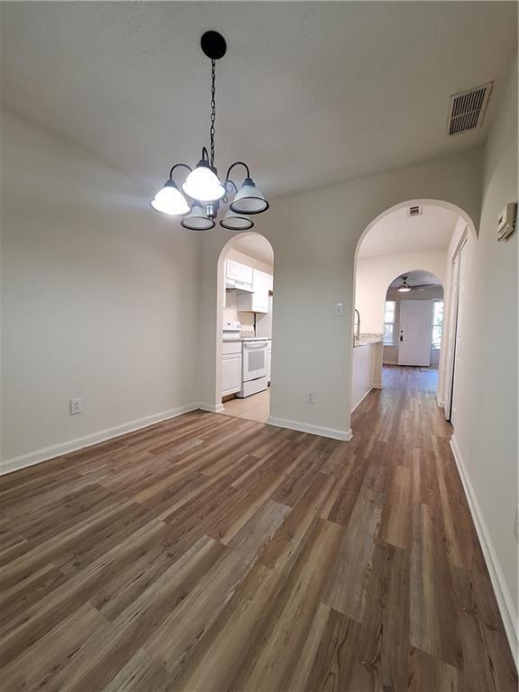 Building Photo - 971 Windwood Ct