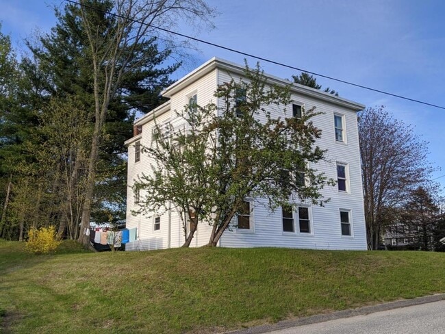 Building Photo - 8 Zoar St