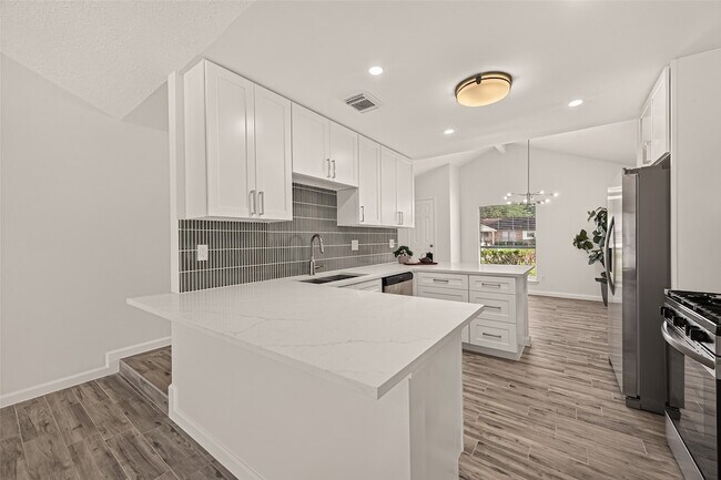 Building Photo - 22314 N Fork Dr
