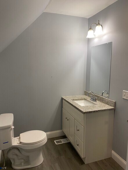 Bathroom - 149 Lincoln St