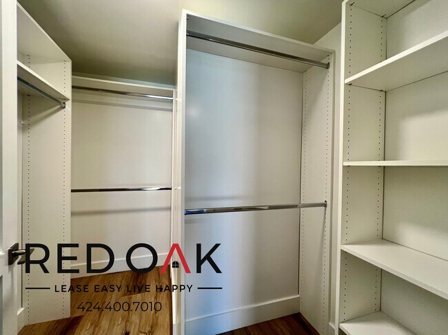 Building Photo - 5801 Camerford Ave