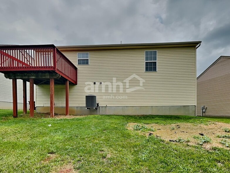 Building Photo - 599 Astoria Ct