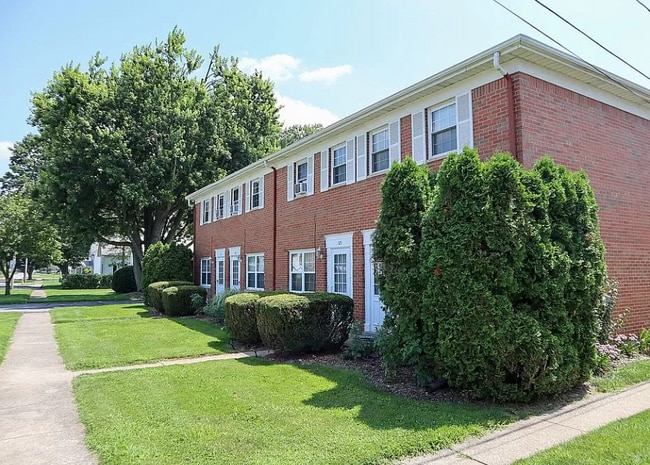 Building Photo - 602 S Perry St