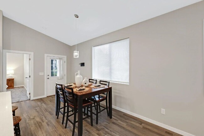 Building Photo - Modern Updates Meet Classic Charm in This ...