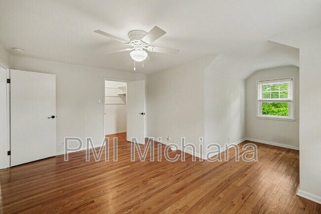 Building Photo - 510 E Pokagon St