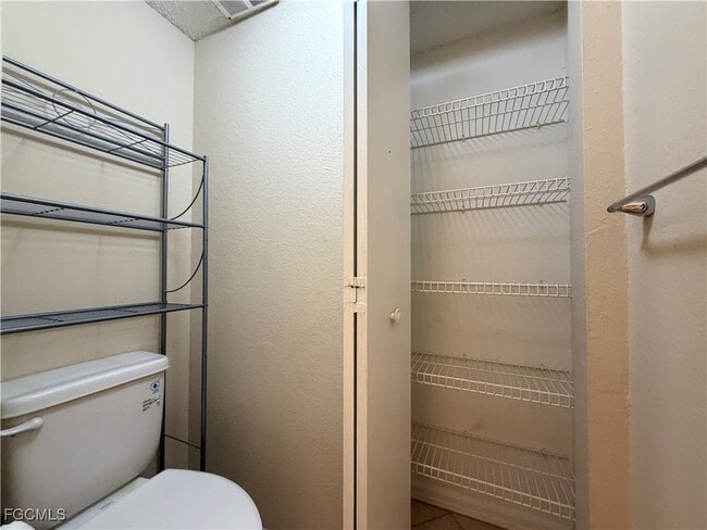 Building Photo - 12520 Equestrian Cir