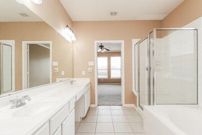 Building Photo - 17907 Calico Glen Ln