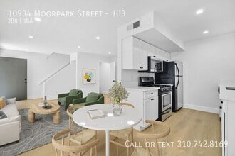 Building Photo - 10934 Moorpark St