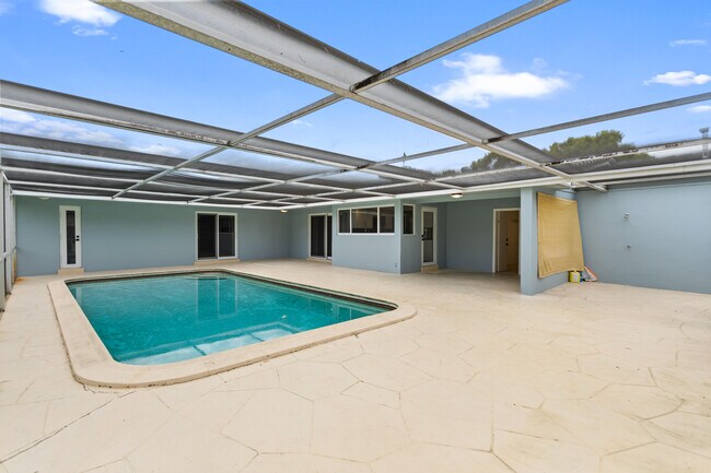 Building Photo - 5281 SW 4th Ct