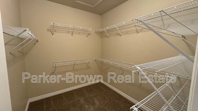 Building Photo - 61 S Clayton Ct